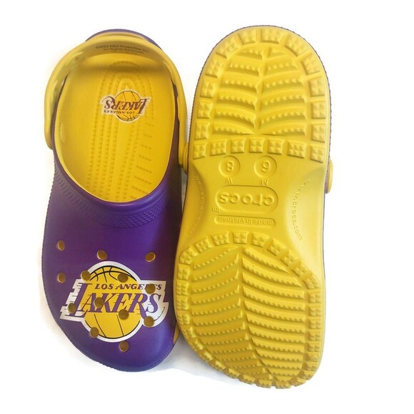 CROCS Mens 6 Womens 8 Slip On Clogs Los Angeles Lakers Sandals Shoes Purple Gold main image 4